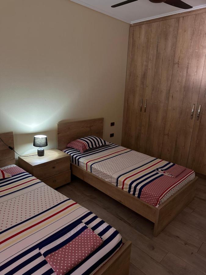 Family Apartments Sarandë 外观 照片